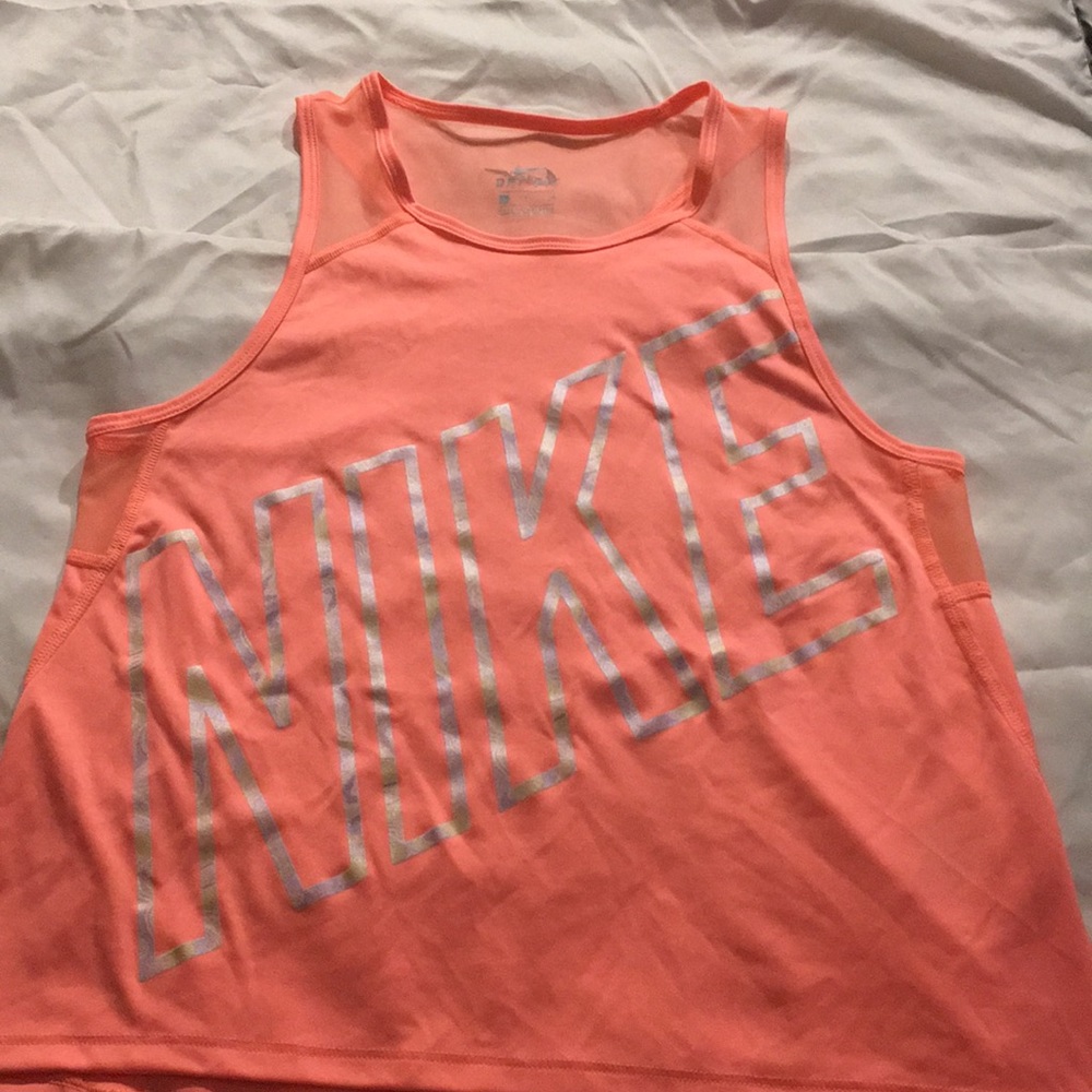 Nike peach tank top